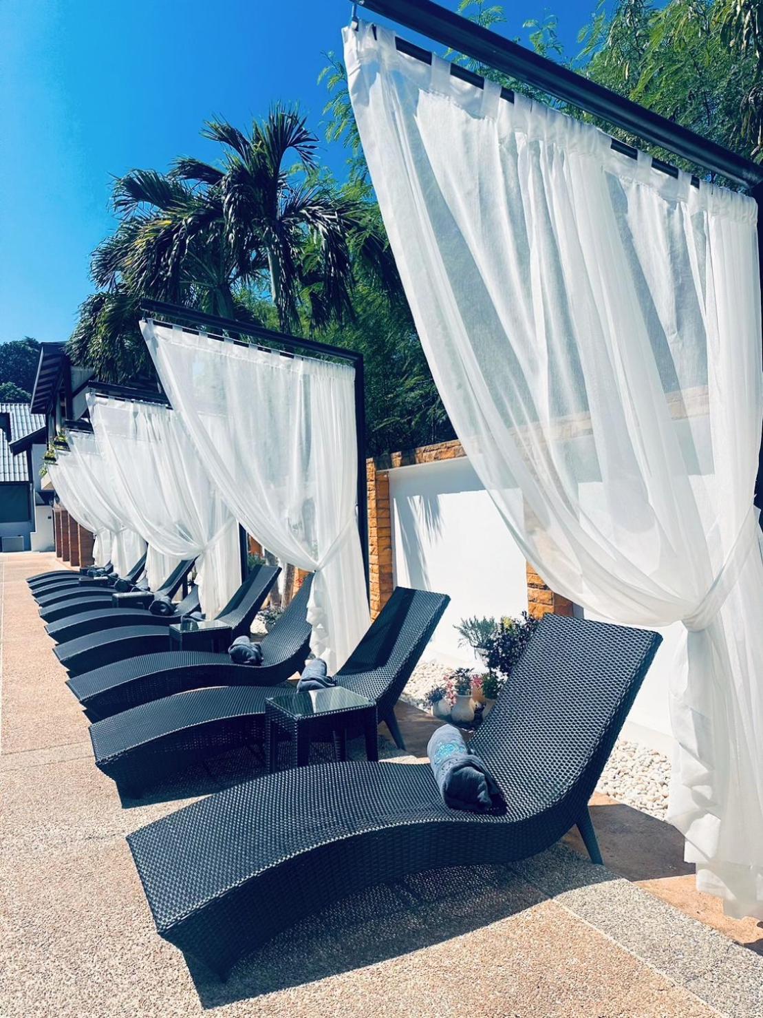 Ocean Pie Phuket - Adult Only Hotel Rawai Exterior photo