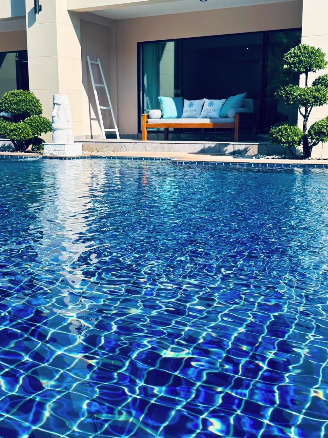 Ocean Pie Phuket - Adult Only Hotel Rawai Exterior photo